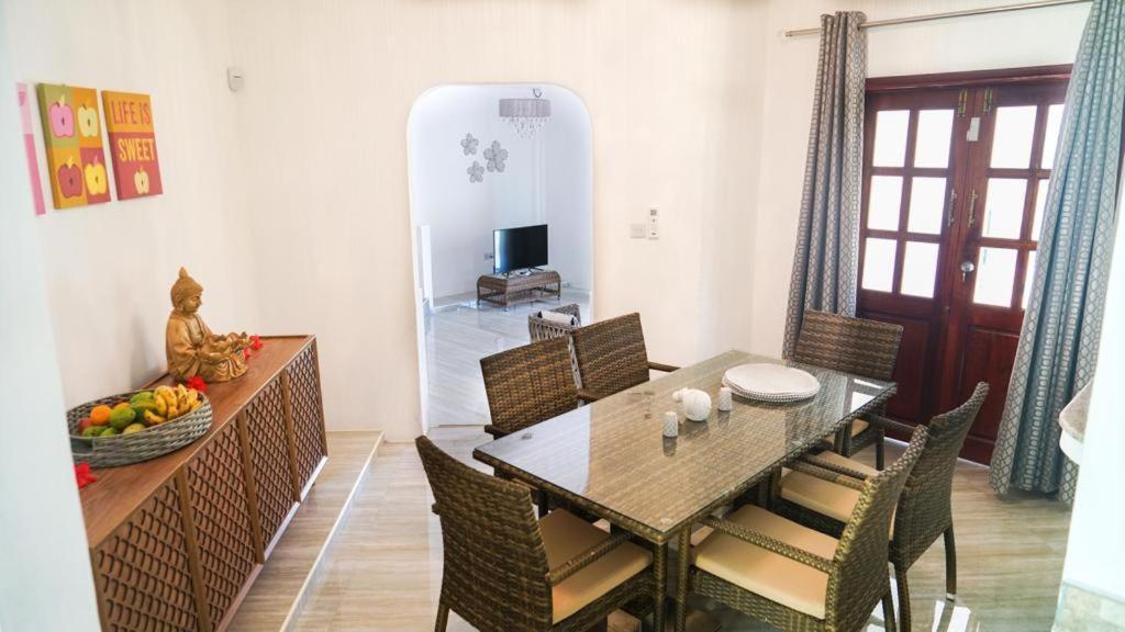 Ogumka, Self Catering , Beoliere, Mahe Hotel วิกตอเรีย ภายนอก รูปภาพ