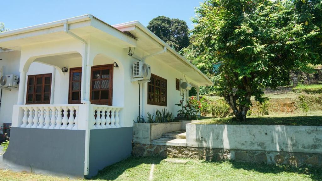 Ogumka, Self Catering , Beoliere, Mahe Hotel วิกตอเรีย ภายนอก รูปภาพ